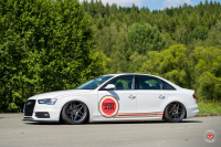   Vossen: Audi A4   Vossen LC-104
