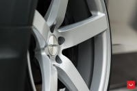 ���� ������� Vossen: Audi S8 �� ������ Vossen CV3R