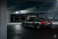 ���� ������� Vossen: Audi R8 �� ������ Vossen ML-R3