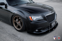   Vossen: Chrysler 300C   Vossen LC-102