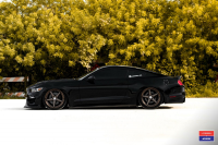 ���� ������� Vossen: Ford Mustang �� ������ Vossen VWS-3