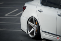 ���� ������� Vossen: Lexus LS �� ������ Vossen CG-201