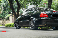   Vossen: Mercedes E-Class   Vossen VFS4