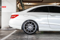 ���� ������� Vossen: Mercedes E-Class �� ������ Vossen VPS-310T