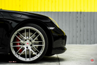 ���� ������� Vossen: Porsche 911 �� ������ Vossen VPS-308