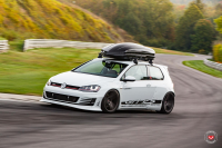   Vossen: VW Golf GTI   Vossen VPS-317