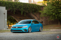   Vossen: Volkswagen Passat   Vossen LC-106T